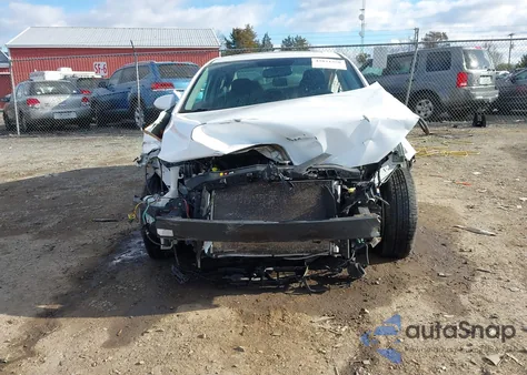 2018 Hyundai Elantra Value Edition z USA, uszkodzony, nr VIN 5NPD84LF8JH345105